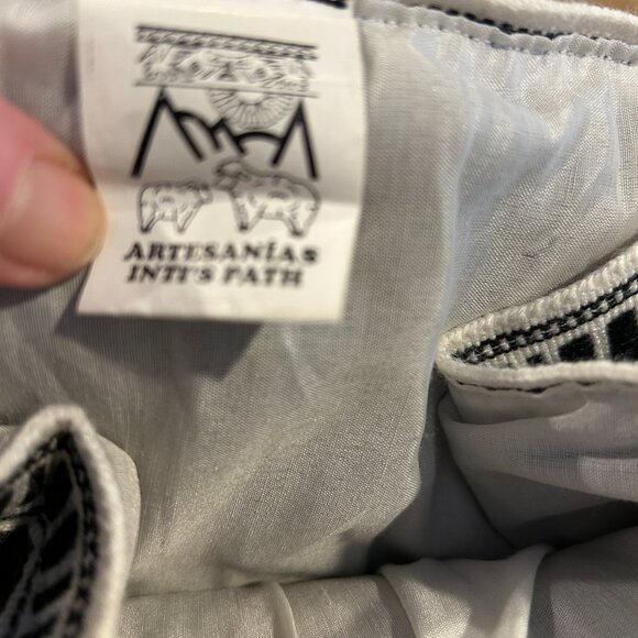 Boho ARTESANIAS Multi-Color Fully Lined Handwoven Wool Backpack Ecuador - Picture 10 of 11